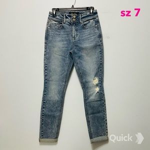 sz 7 - New Indigo Rein Ripped Cuffed Skinny Jeans